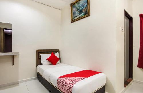 Simpang Hotel | Super OYO 89427 Kavanas Hotel Taiping