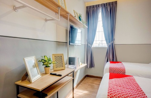 Medan Hotel | Super OYO 93064 Alhesa Residence