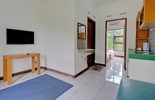 Setiabudi Hotel | Super OYO Capital O 91810 Hotel Balebat 2