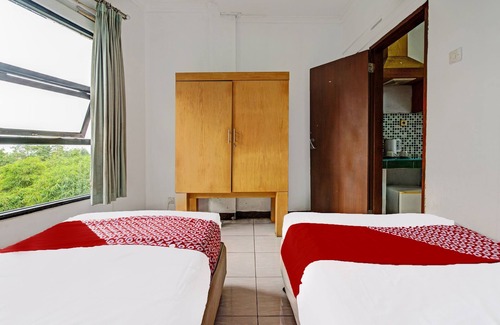 Setiabudi Hotel | Super OYO Capital O 91810 Hotel Balebat 2