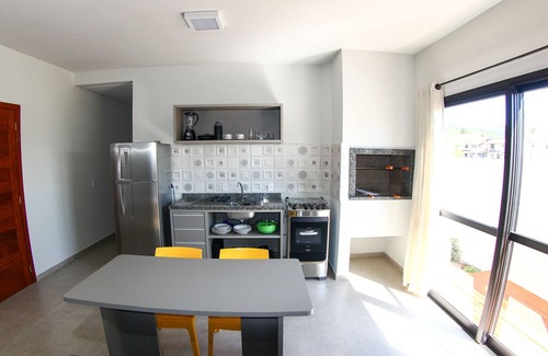 Barra da Lagoa Apartment | Super Promo, February daily starting from 300 R $ p 4 people, Confiraa !!
