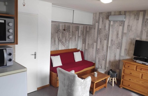 Saint-Etienne-en-Devoluy Apartment | Super T3 40m2 6p Face au pic de Bure Plein Sud