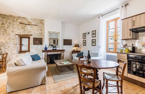 Lussan Other | Superb 16 century Mas of 200m2 for 12 people, pool, 3ha of land, 20 km from Uzès
