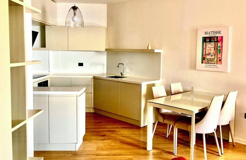 Durres Apartment | Superb 2-bedroom apartment in gorgeous White Hill Currila Durrës with AC, WiFi