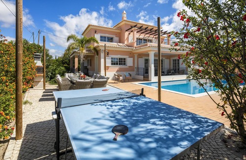 Carvoeiro Villa | Superb 5-bedroomed All Ensuite, Villa. *Heatable Pool * Hot tub * Beer Keg.