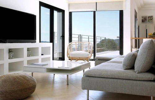 Vrachasi Villa | Superb 5BR Villa Perfect View at Crete