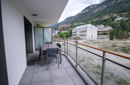 Briancon Apartment | SUPERB apt with BALCONY in BRIANÇON