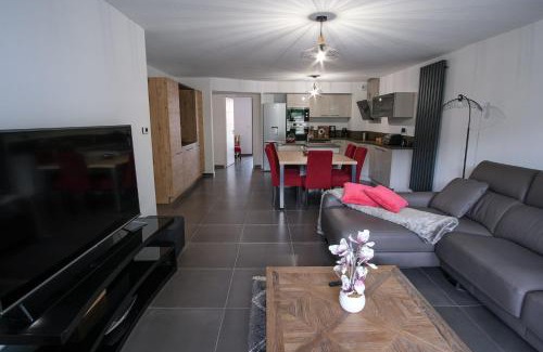Briancon Apartment | SUPERB apt with BALCONY in BRIANÇON