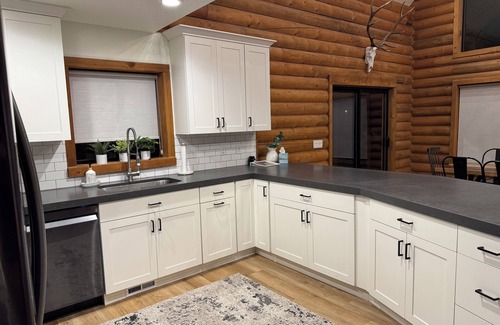 Beaver Cabin | Superb cabin with WiFi in the heart of Eagle Point Ski Resort
