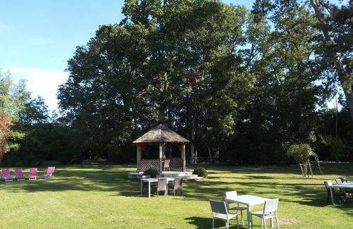 Saint-Branchs House | Superb, comfortable gîte, heated indoor pool (April to Oct.), 14 adults