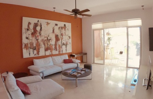 P Chahue Apartment | SUPERB CONTEMPORARY CONDO WITH POOL AND 4 MIN FROM CHAHUE BEACH