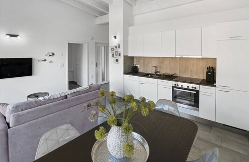 Saxon Apartment | Superb, cosy new apartment