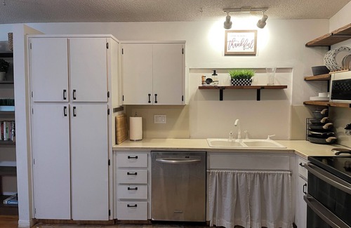 Palm Harbor Cottage | Superb cottage with AC and pool in Palm Harbor