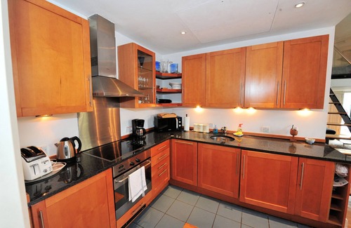 London City Centre Apartment | Superb flat on Trafalgar Square, views from all windows and balcony