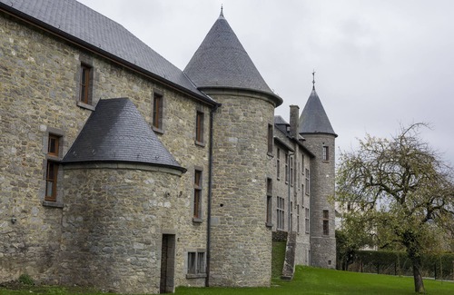 Laneffe Other | Superb gîte in the farm's stable for 8 people with all comforts