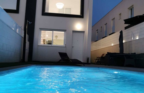Gran Alacant Villa | Superb house * 6p with private pool & Garden & Parking *
