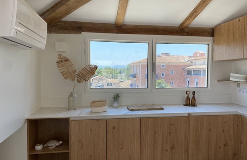 Port Grimaud Apartment | Superb house on the ROOF, Terrace with SUPERB VIEW on the CANALS and JACCUZZI
