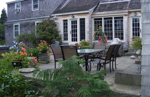 Little Compton House | Superb Location on Quiet Laneway. Just lowered June & September rates!
