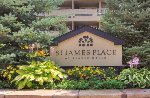 Highlands Townhomes Condo | Superb Location with all the comforts of home