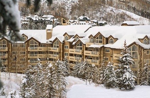Highlands Townhomes Condo | Superb Location with all the comforts of home