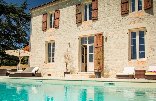 Tournon-d'Agenais Villa | Superb luxury manor on stud farm with private swimming pool