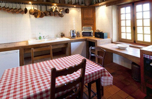 Masbaraud-Merignat House | Superb Manor House with swimming pool and Jacuzzi, full nature, very quiet, 12 pers