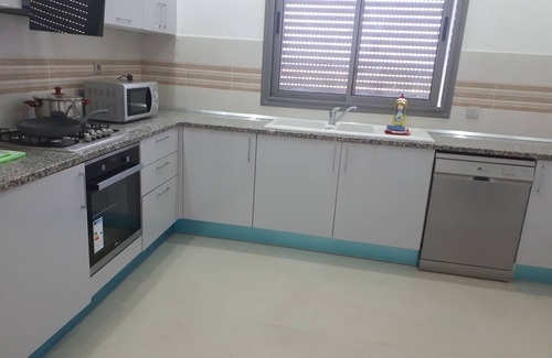 Bouficha Apartment | Superb modern app., richly furnished, pool view, lawned mountain garden