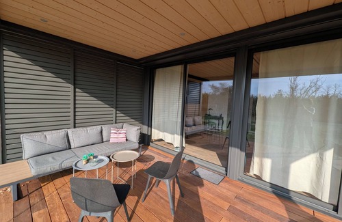 Istres Apartment | Superb new T2 - 5min from town center - meadow view