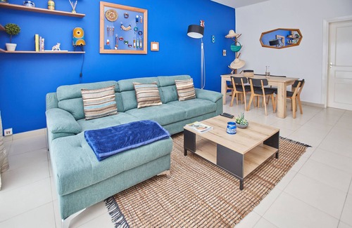 Pointe-Noire Apartment | Superb ocean views