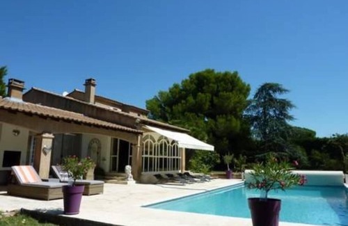 Morieres-les-Avignon Villa | Superb property in Avignon