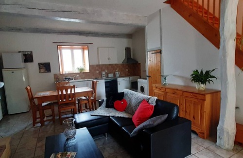 Mirepoix Cottage | Superb property in vast park very pleasant, warm welcome
