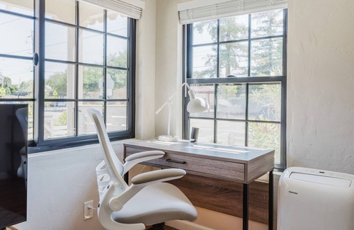 San Jose Apartment | Superb San Jose 1BR w/Parking & W/D, nr Parks & Dining, by Blueground