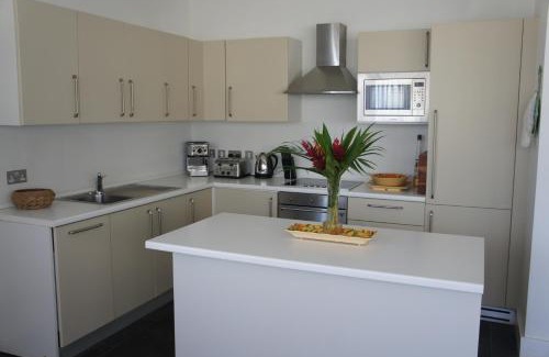 Marigot Bay Apartment | Superb Split Level Waterside Apt, Marigot Bay, St Lucia WI