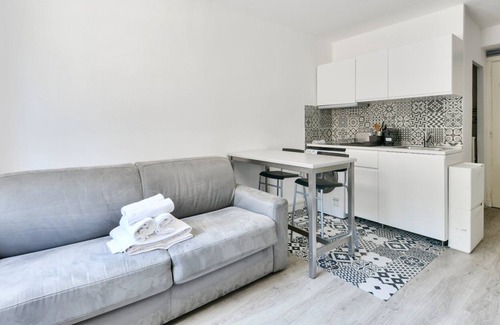Prado-Perier Apartment | Superb studio near Prado beach