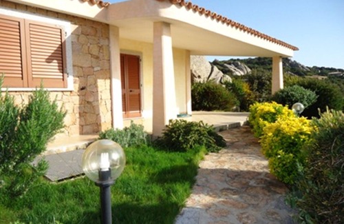 Rena Majore Villa | Superb terraced house with sea view
