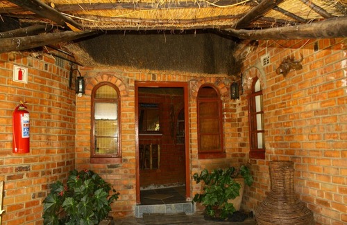 Bulawayo Apartment | Superb tropical setting 4