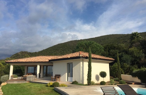 Coti-Chiavari House | Superb view of the sea and sanguinary islands, very recent villa near beaches