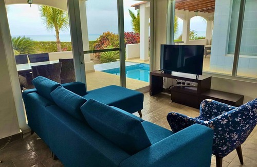 Jama Villa | Superb Villa - Best Sunset View of the Pacific Ocean