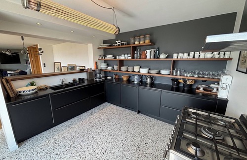 Loctudy Villa | Superb villa for 14 people. Directly on the sea