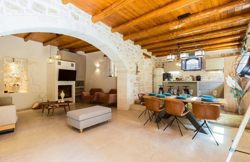 Atsipopoulo Villa | Superb villa Rogdia with heated pool, 2 minutes walking from local amenities