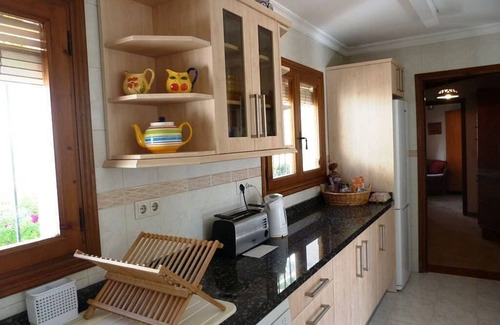 Alcalali Villa | Superb Villa with Stunning Mountain and Valley Views