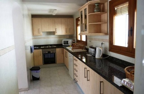 Alcalali Villa | Superb Villa with Stunning Mountain and Valley Views