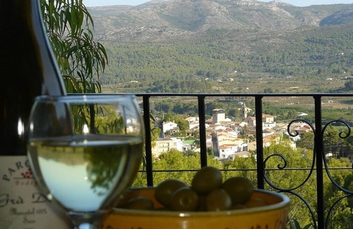 Alcalali Villa | Superb Villa with Stunning Mountain and Valley Views