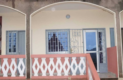 Yaounde House | Superbe Appartement Meublé Deux-pièces