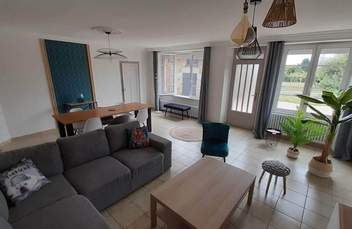 Hillion House | Superbe Gîte Bord de mer Avec Jacuzzi 6 Personnes