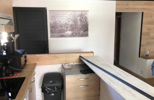 Saint-Andre Apartment | Superbe logement avec piscine chauffée et Jacuzzi