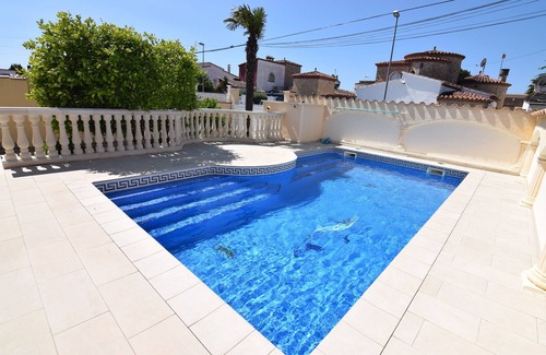 Empuriabrava Villa | Superbe Villa Dans Quartier Calme