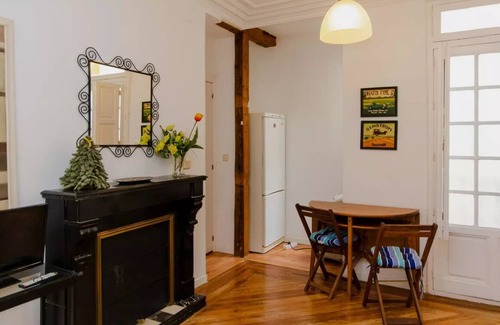 Trafalgar Apartment | Superbly Located Apartment Bilbao Metro Station