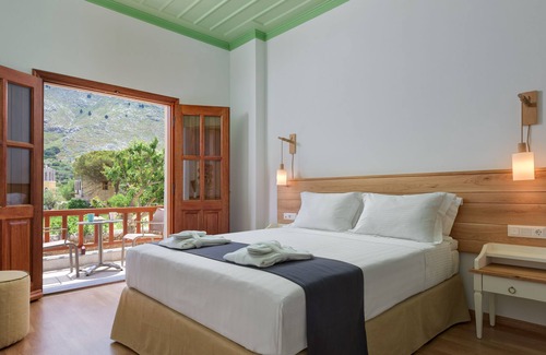 Pedi Apartment | Superior Apartment with Private Veranda and Sea View A, Symi