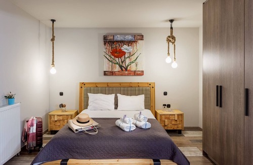 Athens Apartment | Superior Appartment with private Jacuzzi